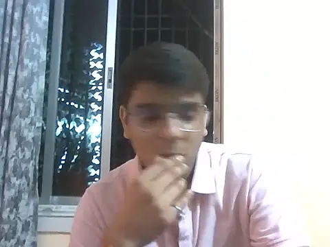 Snapshot of sutfvkii chatting on 10.05.25 sutfvkii online show from 10.05.25