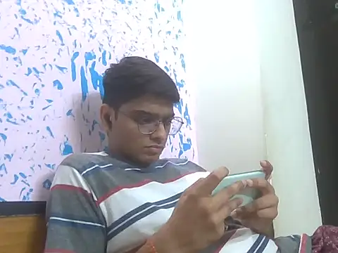 Snapshot of sutfvkii chatting on 03.29.26 sutfvkii online show from 03.29.26