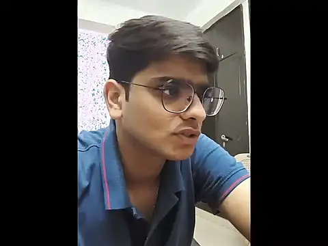 Snapshot of sutfvkii chatting on 04.03.26 sutfvkii online show from 04.03.26