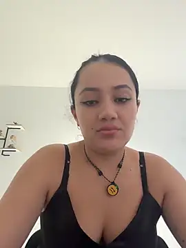 Snapshot of Isa_1207 chatting on 06.04.26 Isa 1207 online show from 06.04.26