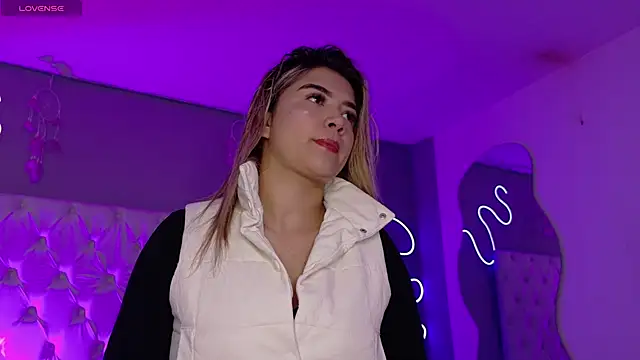 natasha  black online show from 11.03.25