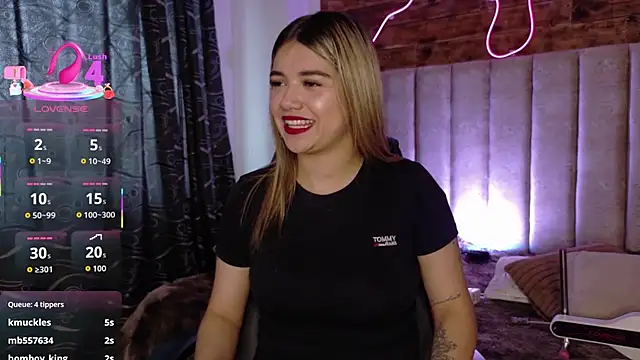 natasha  black online show from 11.24.25