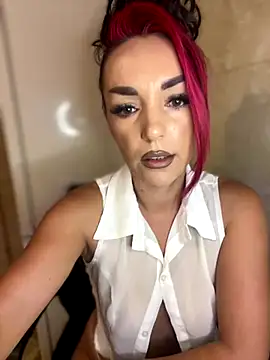 MeganFoxiy online show from 09.25.25