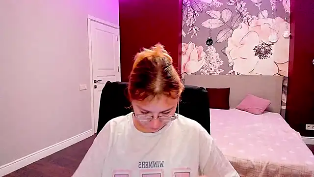 AngelinaLow online show from 02.23.26