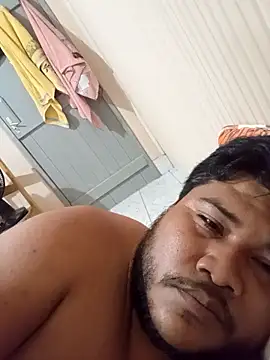 Snapshot of indio9233 chatting on 11.03.25 indio9233 online show from 11.03.25