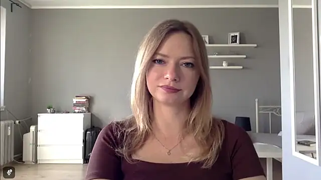 Snapshot of MillieShow chatting on 10.03.25 MillieShow online show from 10.03.25