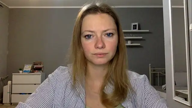 Snapshot of MillieShow chatting on 01.07.26 MillieShow online show from 01.07.26