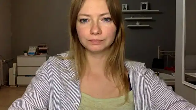 Snapshot of MillieShow chatting on 01.08.26 MillieShow online show from 01.08.26