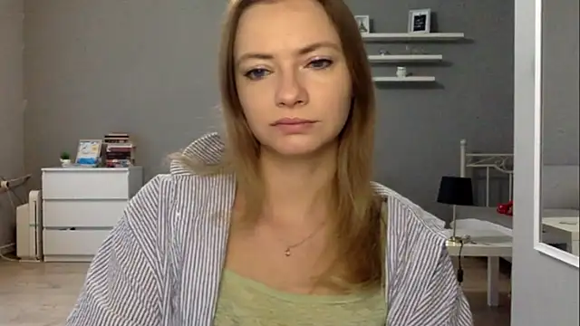 Snapshot of MillieShow chatting on 01.11.26 MillieShow online show from 01.11.26