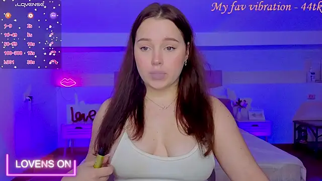 Cute kitty- online show from 11.07.25