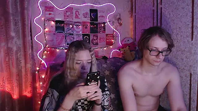 Your Horny Friends online show from 11.22.25