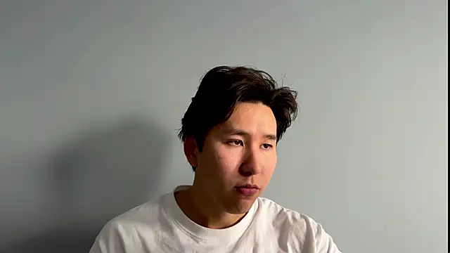 Snapshot of aliktasty chatting on 09.24.25 aliktasty online show from 09.24.25