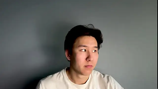 Snapshot of aliktasty chatting on 09.25.25 aliktasty online show from 09.25.25