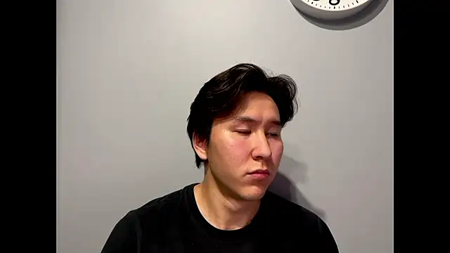 Snapshot of aliktasty chatting on 10.25.25 aliktasty online show from 10.25.25