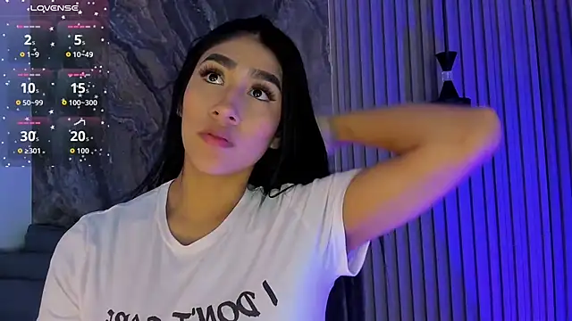 MiaScott5 online show from 09.21.25