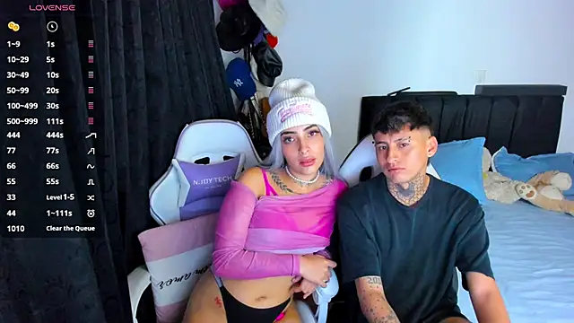 Snapshot of Alex_Sabrina chatting on 03.13.25 Alex Sabrina online show from 03.13.25