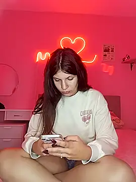 MeCherryy online show from 09.20.25