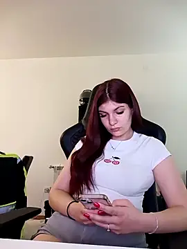 MeCherryy online show from 04.27.26