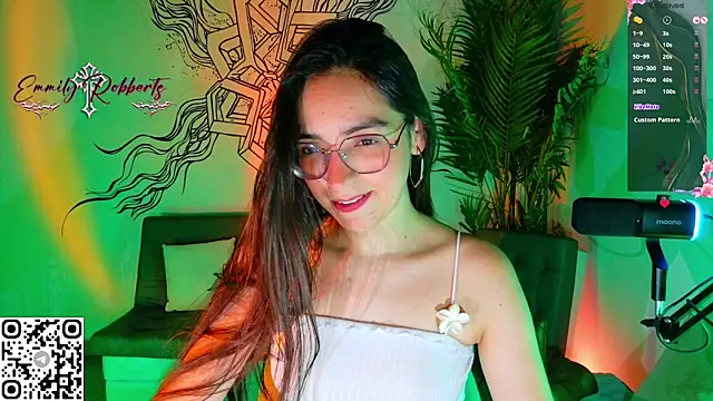 Emmi Roberts online show from 04.25.26