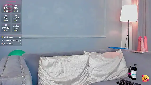 Snapshot of Kendallbleer chatting on 03.15.25 Kendallbleer online show from 03.15.25