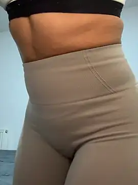 Snapshot of Alyssa_76 chatting on 03.15.25 Alyssa 76 online show from 03.15.25