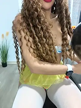 Snapshot of Alyssa_76 chatting on 10.30.25 Alyssa 76 online show from 10.30.25