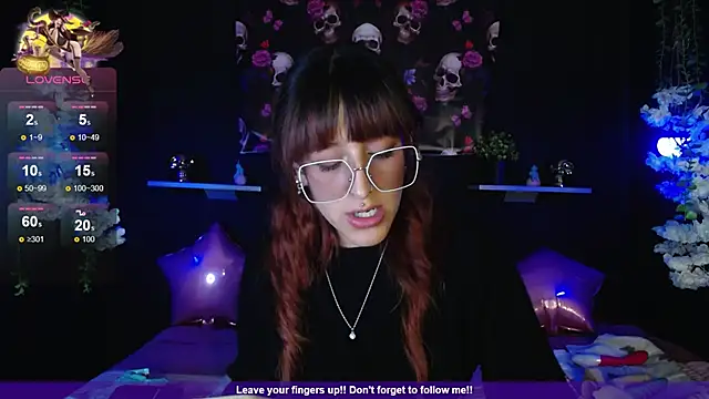 Snapshot of Hairydoll_ chatting on 11.14.25 Hairydoll online show from 11.14.25