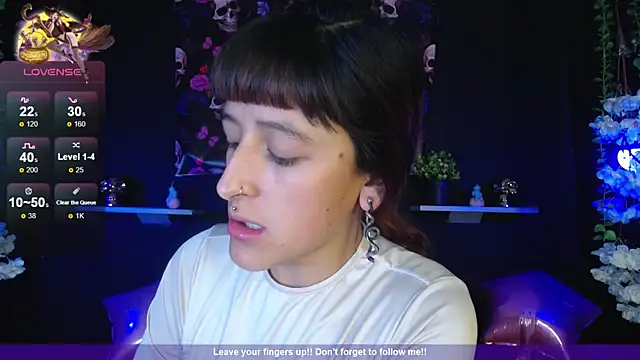 Snapshot of Hairydoll_ chatting on 11.21.25 Hairydoll online show from 11.21.25