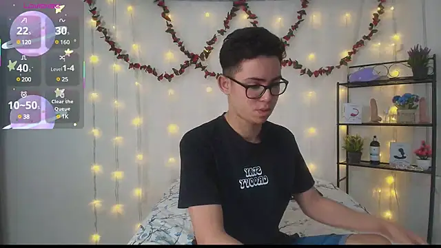 Danny-Swift13 online show from 03.14.25