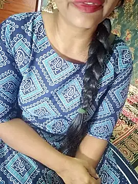 Snapshot of Shalini_telugu09 chatting on 11.24.25 Shalini telugu09 online show from 11.24.25