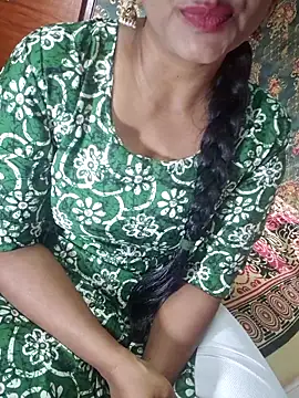 Snapshot of Shalini_telugu09 chatting on 11.25.25 Shalini telugu09 online show from 11.25.25