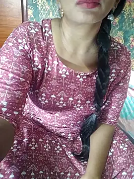 Snapshot of Shalini_telugu09 chatting on 12.23.25 Shalini telugu09 online show from 12.23.25