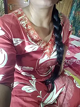 Snapshot of Shalini_telugu09 chatting on 03.05.26 Shalini telugu09 online show from 03.05.26