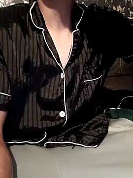 LargeElectrolyte7 online show from 11.04.25