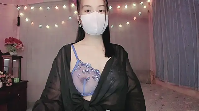 Snapshot of SanaAnika chatting on 11.11.25 SanaAnika online show from 11.11.25