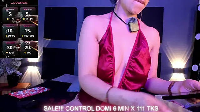 Snapshot of AngelinaBlanc_ chatting on 12.05.25 AngelinaBlanc online show from 12.05.25