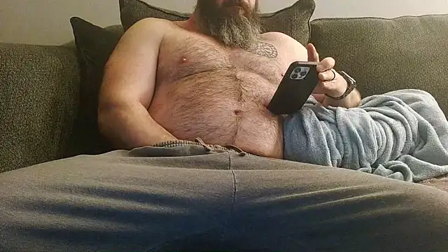 Snapshot of Golgara chatting on 03.08.26 Golgara online show from 03.08.26