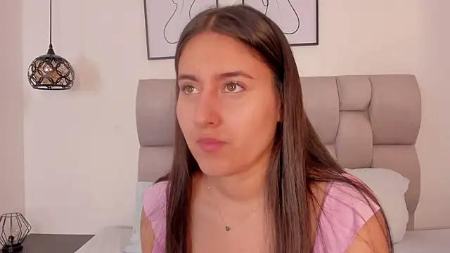 Hanna Evans   online show from 11.25.25