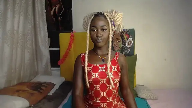 Snapshot of blackrose001 chatting on 07.18.26 blackrose001 online show from 07.18.26