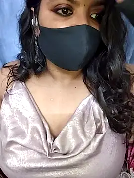 Tamil hot whiskey girl online show from 03.14.25