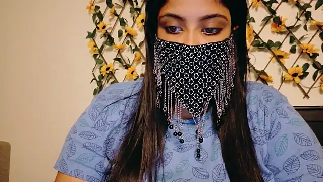 Tamil hot whiskey girl online show from 05.17.26