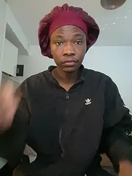 Snapshot of Renoirmonter chatting on 03.15.25 Renoirmonter online show from 03.15.25