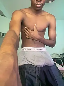 Snapshot of Renoirmonter chatting on 09.20.25 Renoirmonter online show from 09.20.25