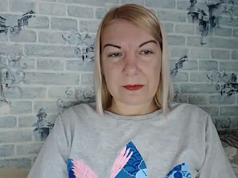 Lillia Ray online show from 09.26.25