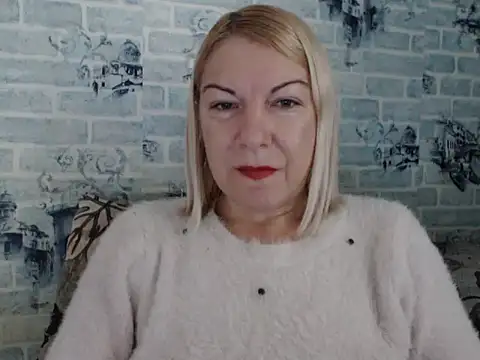 Lillia Ray online show from 10.05.25