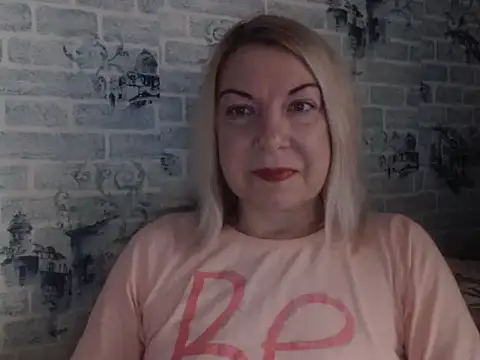 Lillia Ray online show from 12.01.25