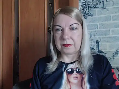 Lillia Ray online show from 04.25.26