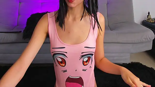 Snapshot of pauline_rouge chatting on 10.31.25 pauline rouge online show from 10.31.25