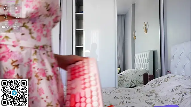 cassiemurr  online show from 06.06.26