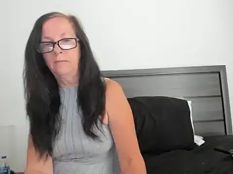 Snapshot of peachgoddess chatting on 09.14.25 peachgoddess online show from 09.14.25